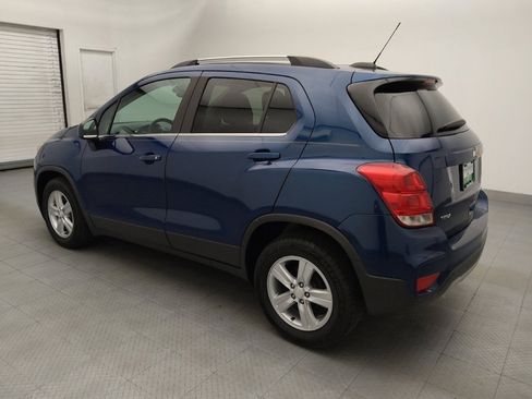 Used 2020 Chevrolet Trax LT FWD image 3