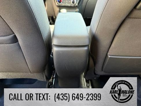 Used 2025 Chevrolet TrailBlazer LT AWD/4WD image 27