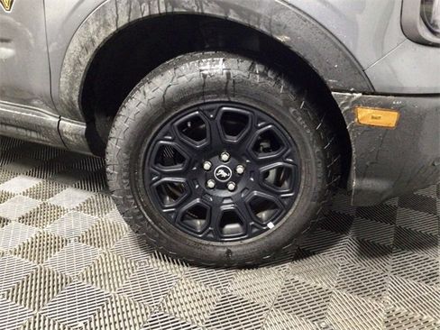 Used 2025 Ford Bronco Sport Badlands image 34