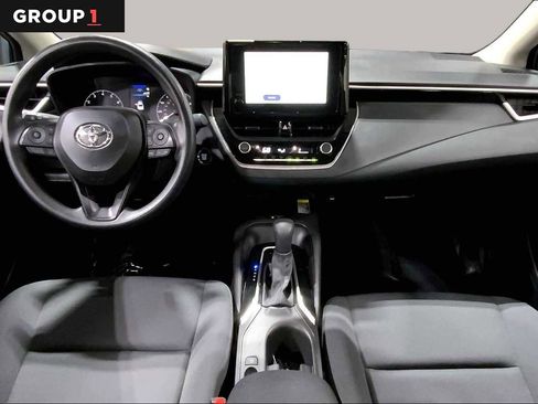 Used 2025 Toyota Corolla LE w/ LE Premium Package FWD image 16