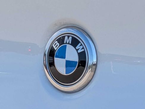 Used 2024 BMW X4 xDrive30i AWD/4WD image 11