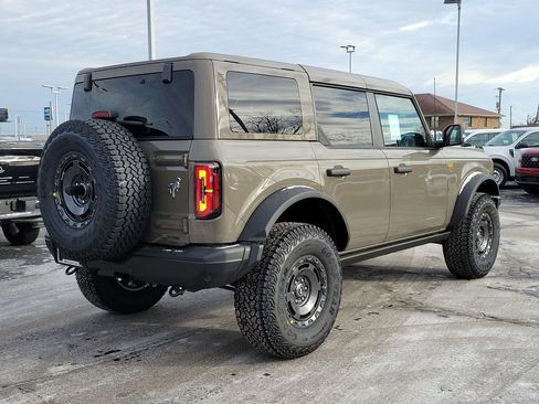 New 2025 Ford Bronco Badlands image 4