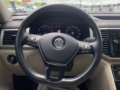 Used 2018 Volkswagen Atlas SEL Premium AWD/4WD image 23