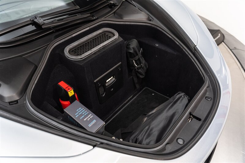 Used 2024 McLaren 750S Spider RWD image 62