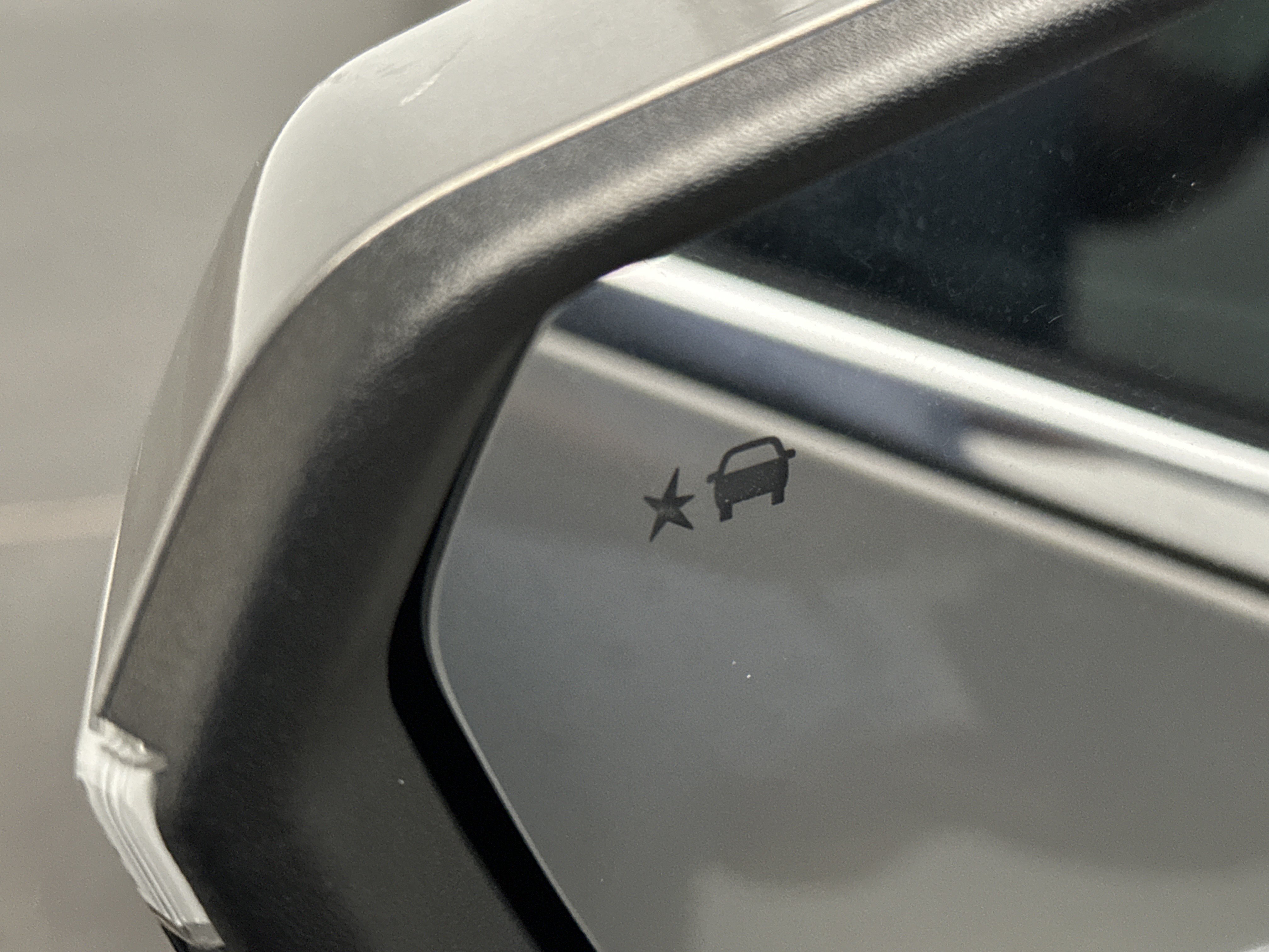 Used 2018 Chevrolet Equinox LT AWD/4WD image 5