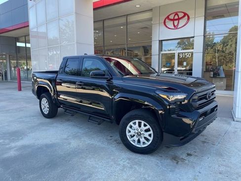 New 2025 Toyota Tacoma SR5 image 3