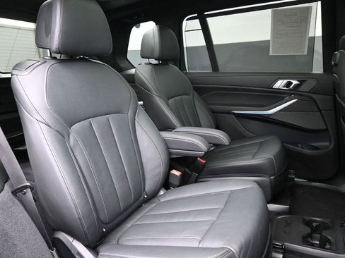 Used 2020 BMW X7 M50i w/ Executive Package AWD/4WD image 27