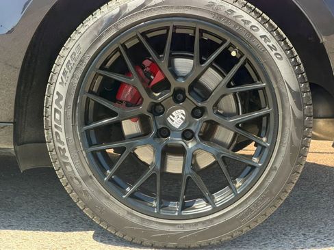 Used 2017 Porsche Macan GTS AWD/4WD image 33