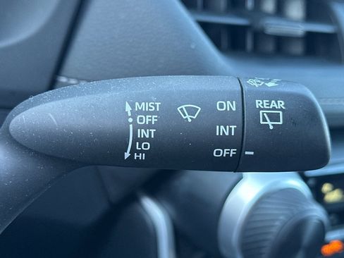 Used 2024 Toyota RAV4 LE image 39