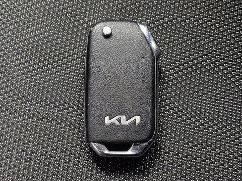 Used 2023 Kia Forte LXS image 32