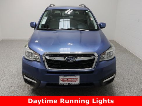 Used 2018 Subaru Forester 2.5i Premium image 3