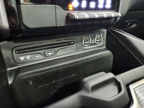 Used 2019 RAM 1500 Limited AWD/4WD image 28
