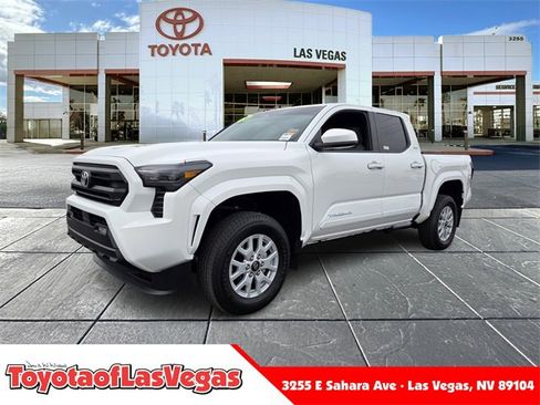 Certified 2024 Toyota Tacoma SR5 image 1