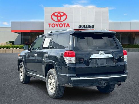 Used 2011 Toyota 4Runner SR5 w/ Convenience Pkg AWD/4WD image 4