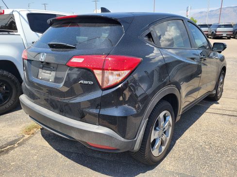 Used 2017 Honda HR-V EX image 25