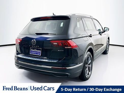 Used 2023 Volkswagen Tiguan SE image 7