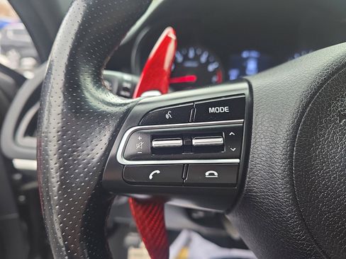 Used 2020 Kia Stinger GT-Line w/ Sun & Sound Package image 16