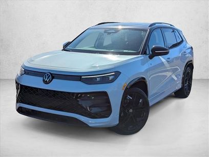 New 2026 Volkswagen Tiguan SE R-Line