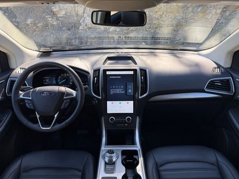 Certified 2024 Ford Edge SEL w/ Convenience Package image 15