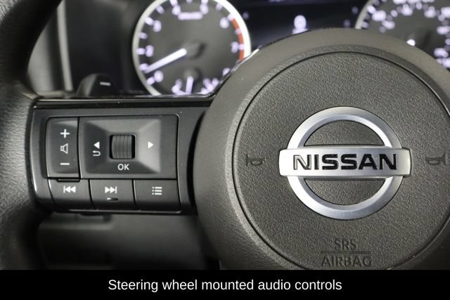 Used 2021 Nissan Rogue SV FWD image 8