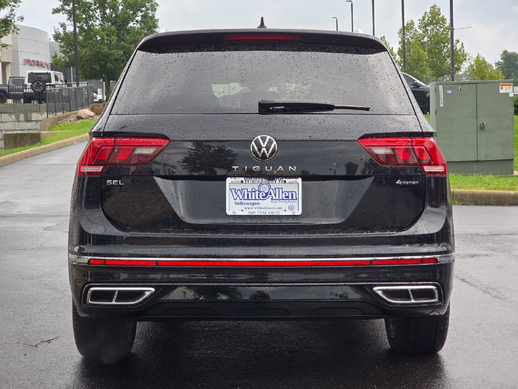 Used 2024 Volkswagen Tiguan SEL R-Line AWD/4WD image 25