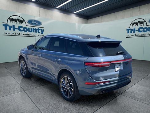 Used 2024 Lincoln Corsair Grand Touring image 5