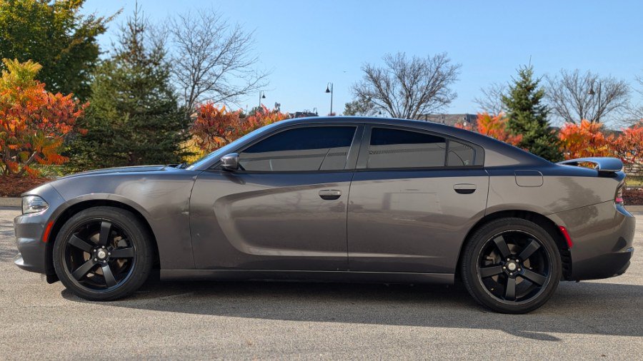 Used 2015 Dodge Charger SE w/ Popular Equipment Group RWD image 8