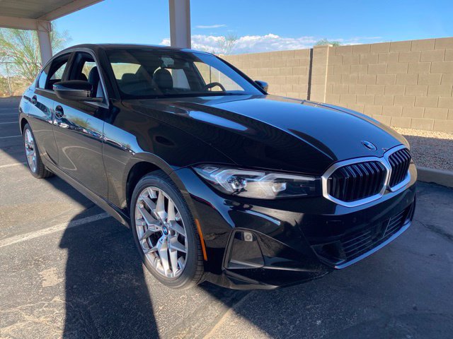 Used 2025 BMW 330i Sedan RWD image 4