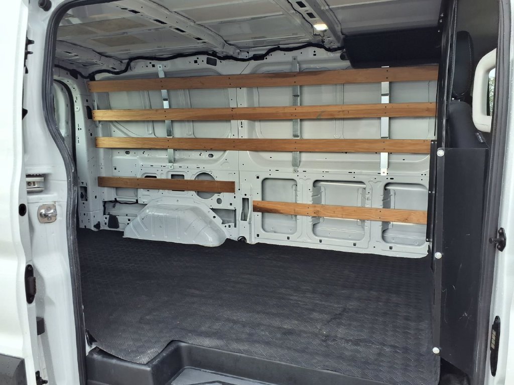 Used 2025 Ford Transit 250 Low Roof w/ Exterior Upgrade Package RWD image 28