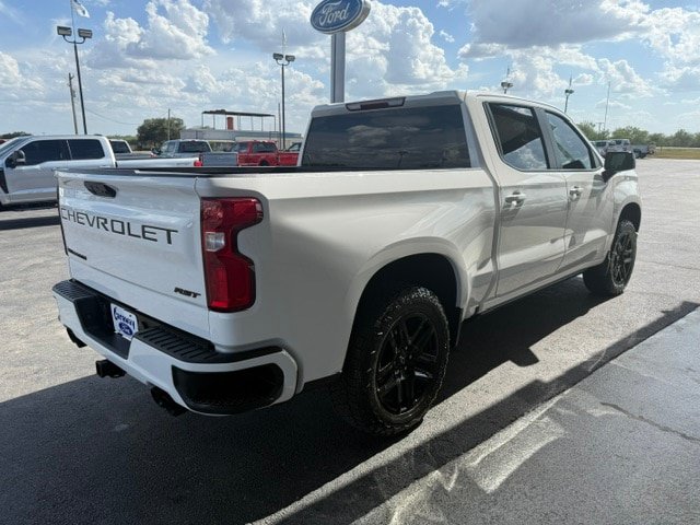 Used 2023 Chevrolet Silverado 1500 RST AWD/4WD image 5