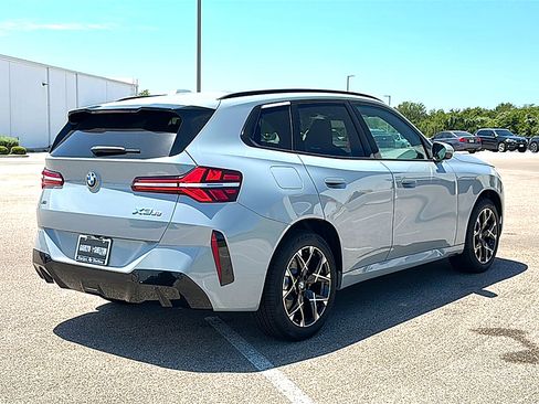 New 2026 BMW X3 xDrive30i w/ Premium Package AWD/4WD image 8