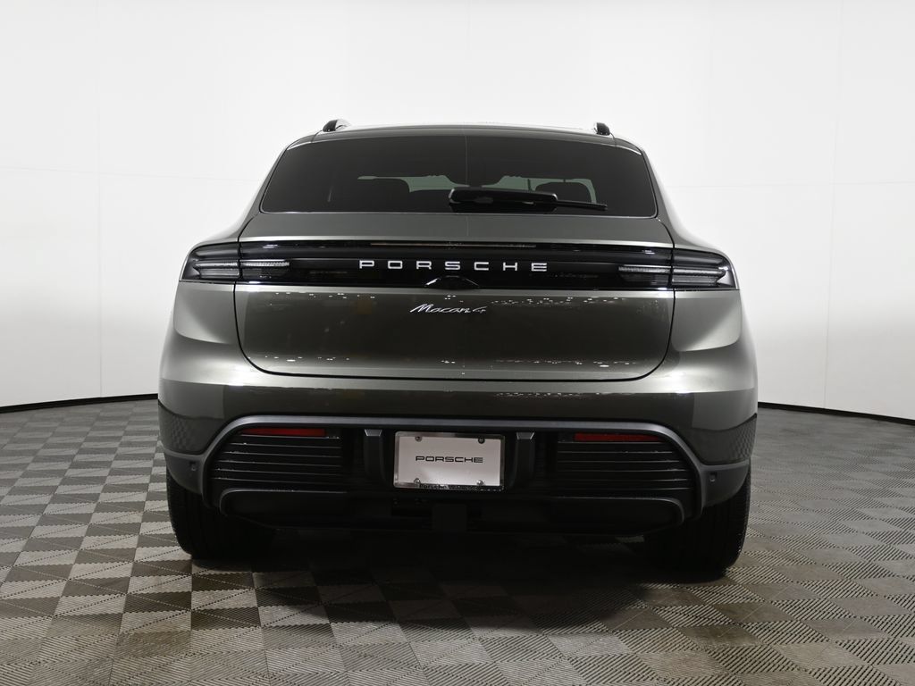 Used 2026 Porsche Macan 4 Electric AWD/4WD image 6