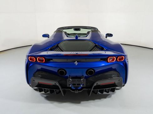 Used 2022 Ferrari SF90 Spider AWD/4WD image 27