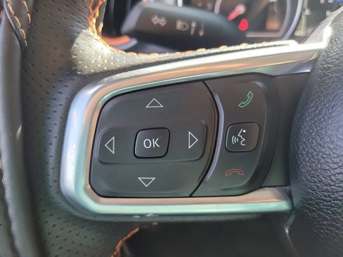 Used 2022 Jeep Gladiator Mojave w/ LED Lighting Group AWD/4WD image 31