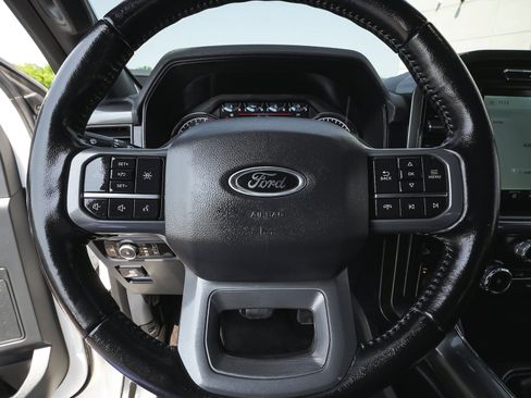 Used 2022 Ford F150 XLT w/ Equipment Group 302A High AWD/4WD image 18