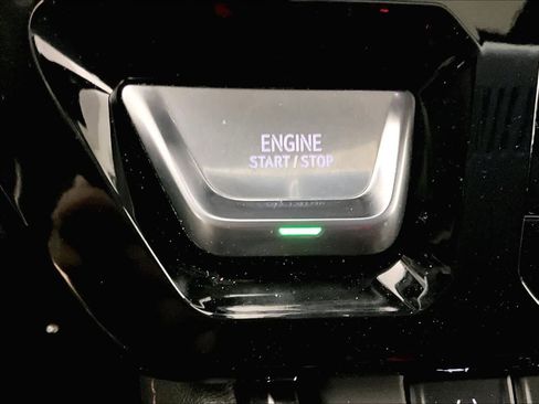 Used 2024 GMC Sierra 1500 AT4 w/ Technology Package image 34