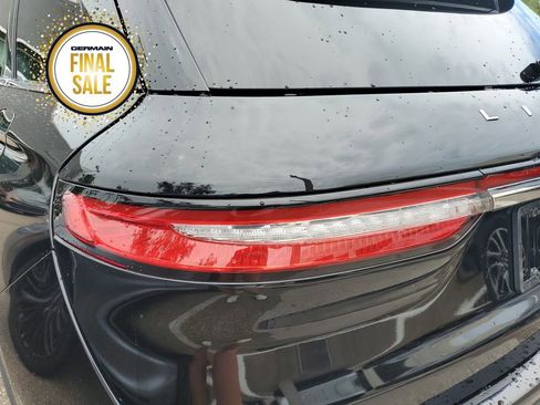 Used 2022 Lincoln Corsair Reserve w/ Equipment Group 201A image 13