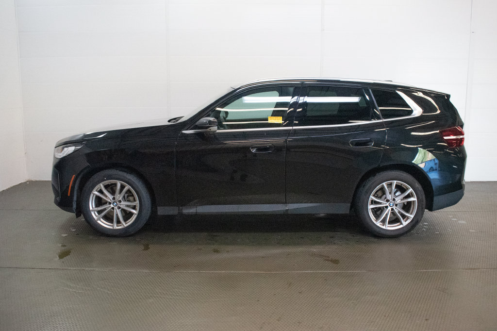 Used 2025 BMW X3 xDrive30i w/ Premium Package AWD/4WD image 7