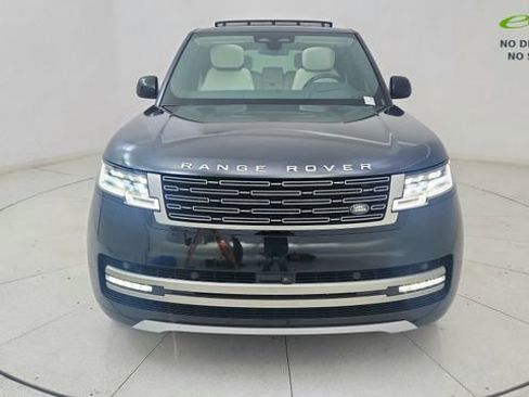 Used 2024 Land Rover Range Rover Autobiography AWD/4WD image 13