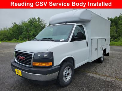 New 2025 GMC Savana 3500 w/ Power Convenience Package