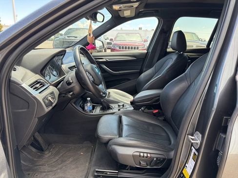 Used 2018 BMW X1 xDrive28i AWD/4WD image 2