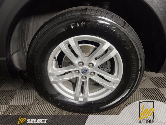 Used 2020 Ford Explorer XLT w/ Comfort Package AWD/4WD image 29
