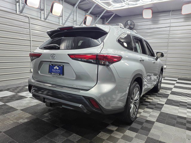 Used 2021 Toyota Highlander Limited AWD/4WD image 6