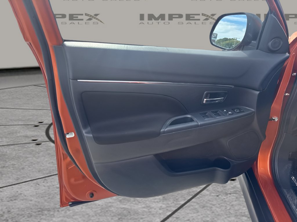 Used 2024 Mitsubishi Outlander Sport ES AWD/4WD image 21