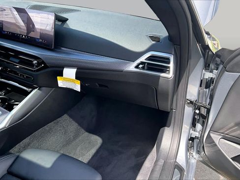 Used 2026 BMW 430i Coupe w/ Parking Assistance Package RWD image 17