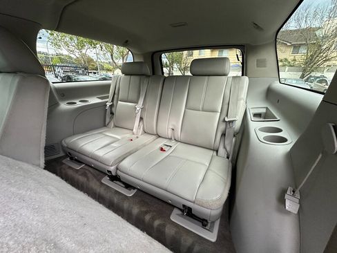 Used 2012 Chevrolet Suburban LT w/ Luxury Package image 22