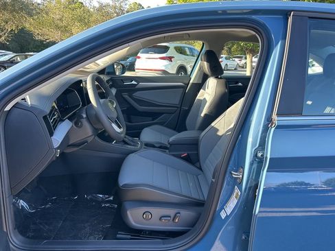 New 2026 Volkswagen Jetta SE FWD image 15