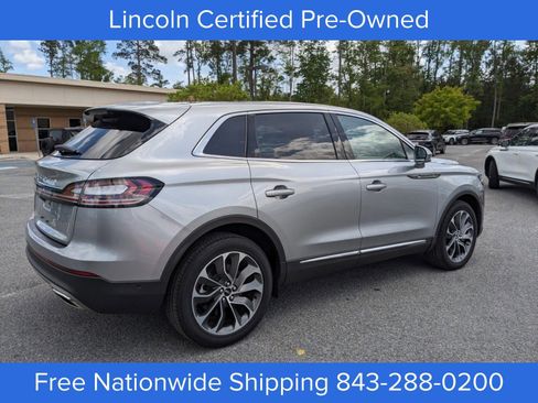 Certified 2023 Lincoln Nautilus Reserve w/ Equipment Group 201A image 4