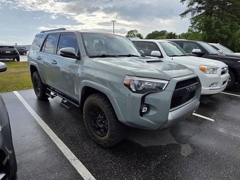 Used 2022 Toyota 4Runner TRD Off-Road Premium w/ Moonroof Package AWD/4WD image 1