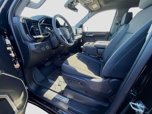 New 2026 Chevrolet Silverado 1500 LT image 12